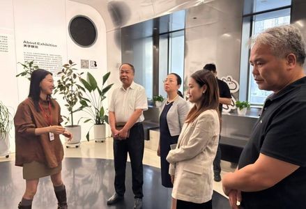 红双喜集团赴德必集团参观调研